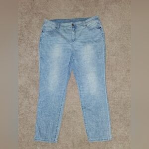 The So Slimming Girlfriend Ankle Jeans By Chico's Size 2.5 Petite